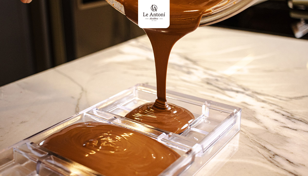 Chocolates com alto teor de cacau: mais intensidade e valor para suas receitas profissionais.